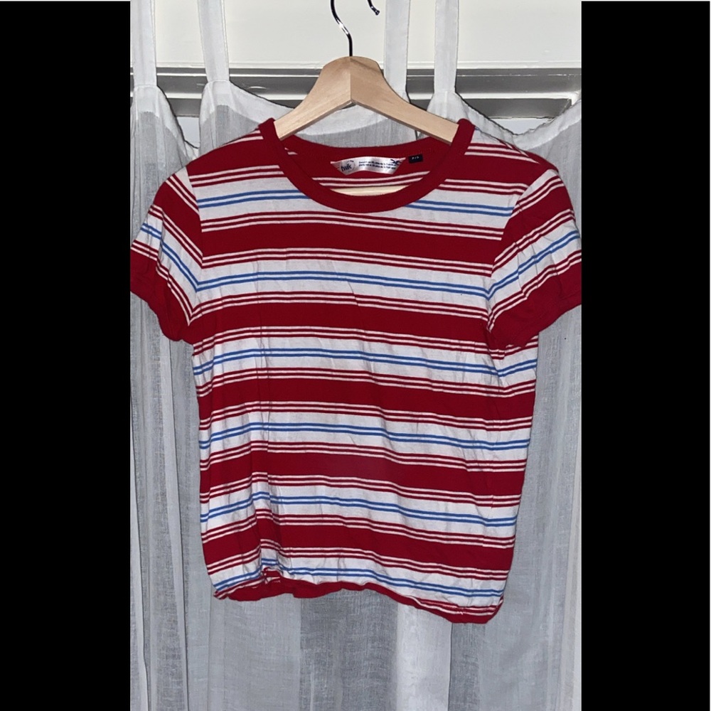 lined t-shirt